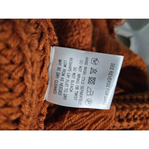 Miracle burnt orange sweater. Size M/L. - Picture 6 of 6